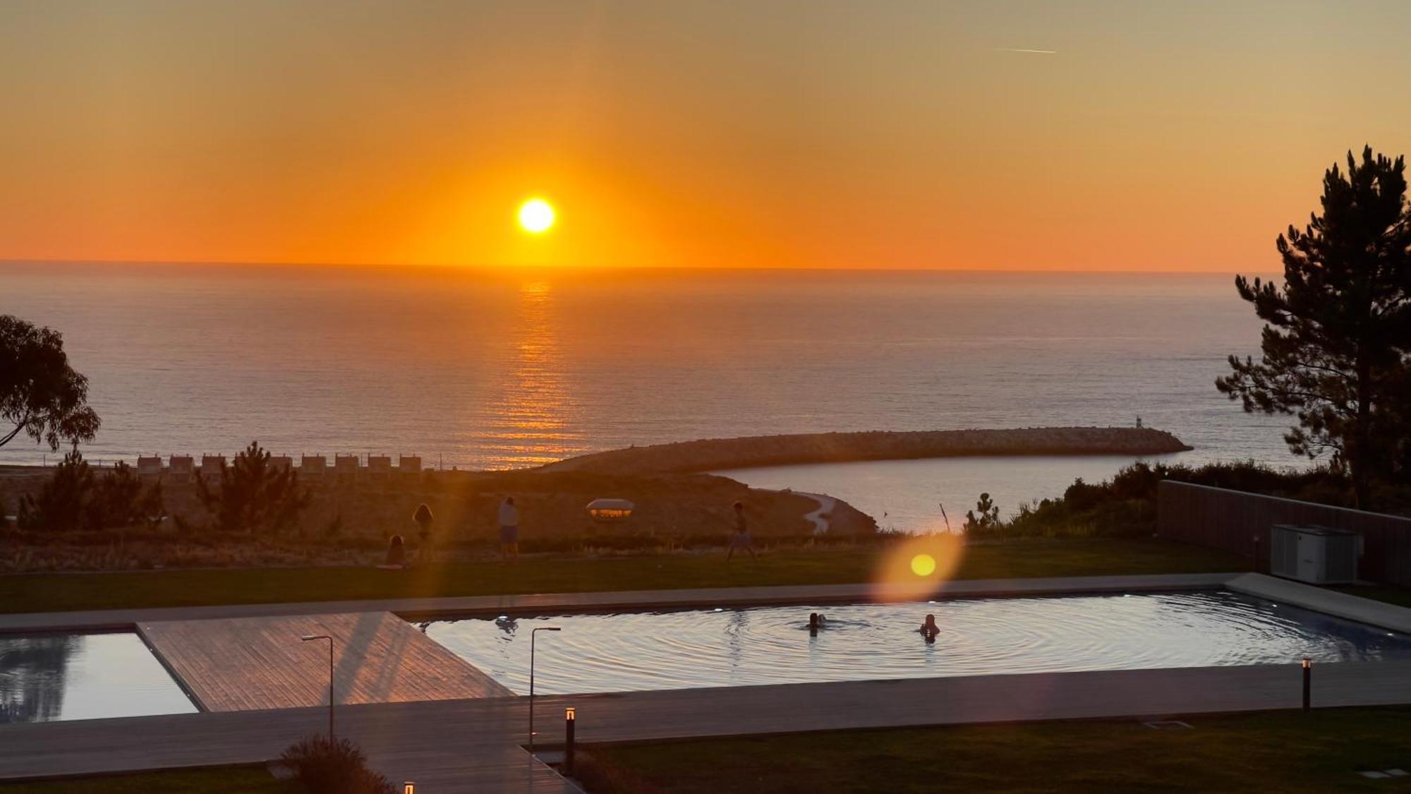 Mar A Vista - Condominium With Pool, Gym And Sea Views Ναζαρέ Εξωτερικό φωτογραφία