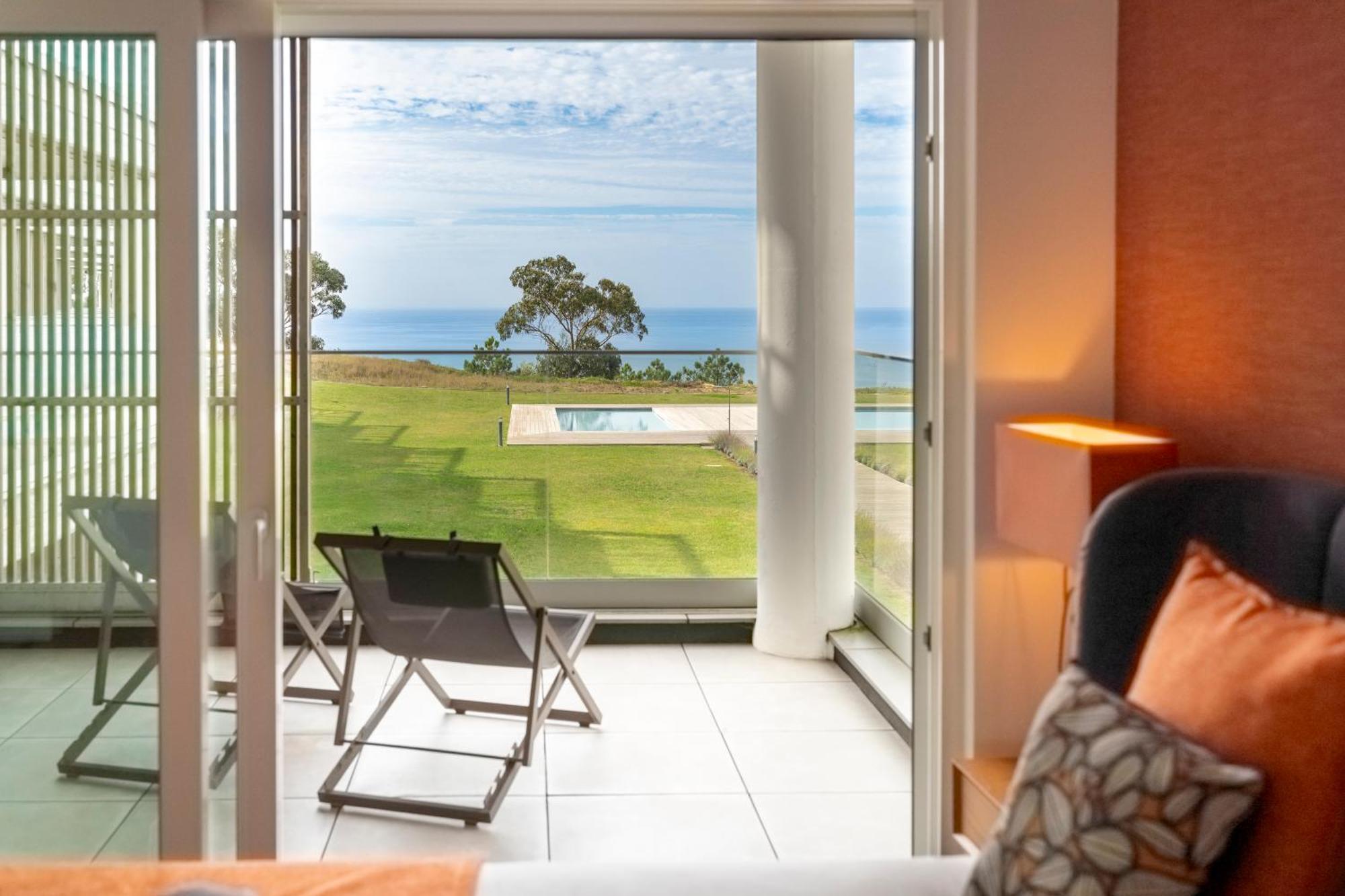 Mar A Vista - Condominium With Pool, Gym And Sea Views Ναζαρέ Εξωτερικό φωτογραφία
